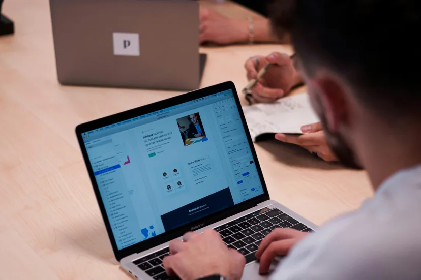 20 ključnih pitanja prije izrade web stranice: Vodič za poduzetnike (2026.)